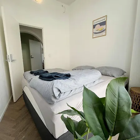 Modern Double 10 & Free Parking Daire *